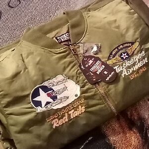 Men's Bomber Jacket - Olive